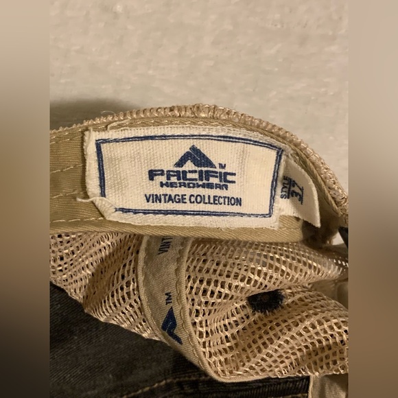 UCF Golden Knights 2018 Chick fil A Peach Bowl hat - Picture 6 of 6